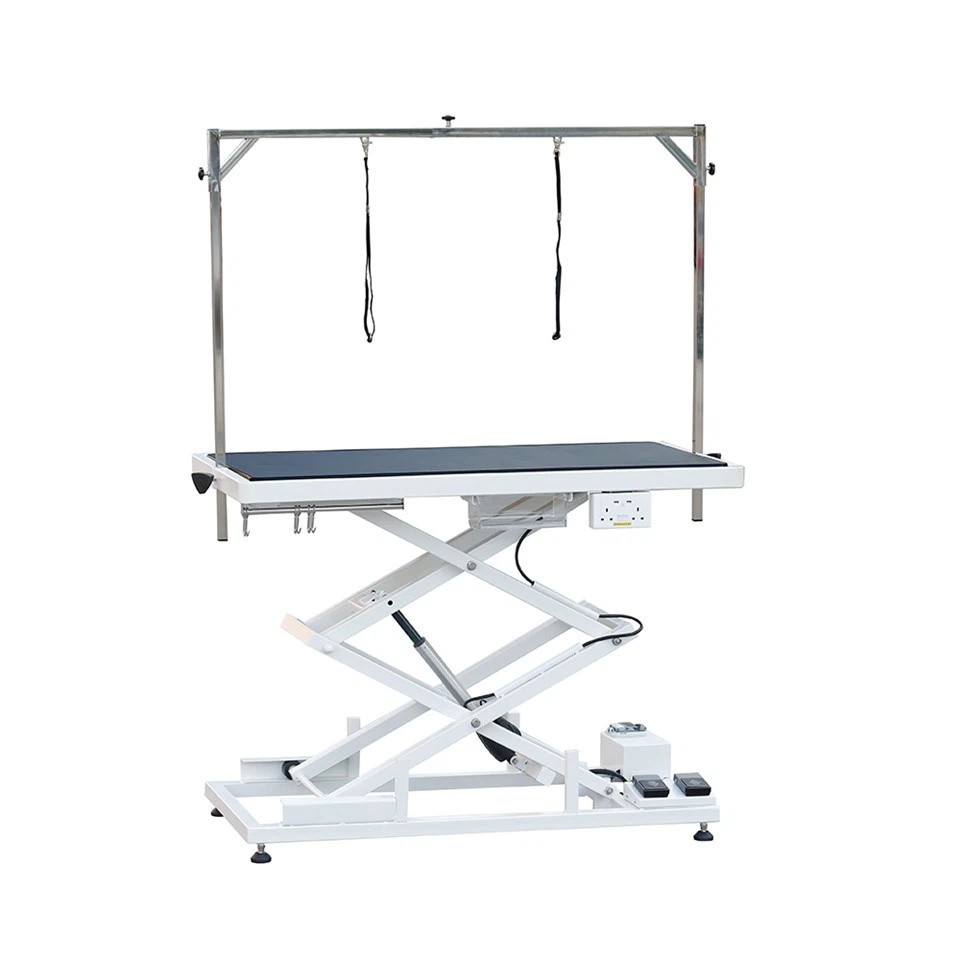 Electric pet grooming table lifts smoothly Electric pet grooming table lifts smoothly
